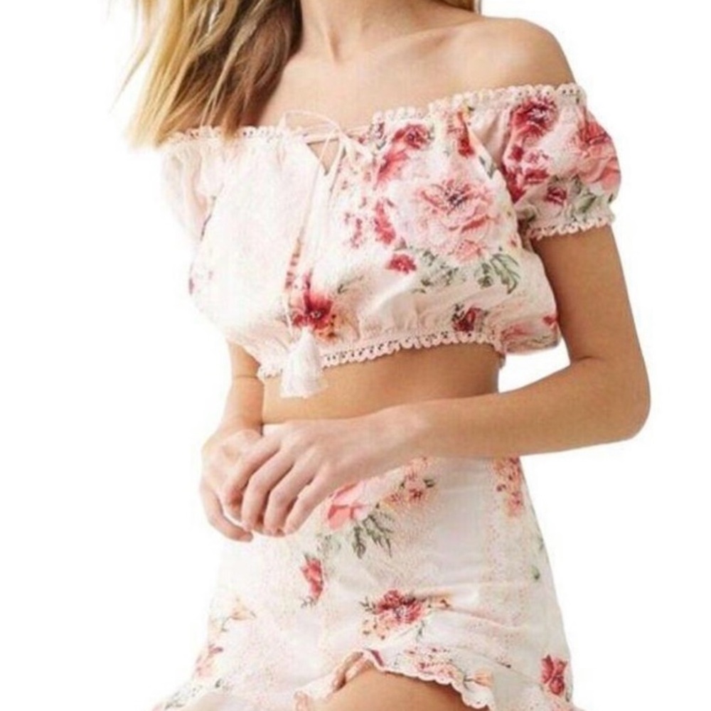 Forever 21 Floral Off-Shoulder Crop Top - Pink and White